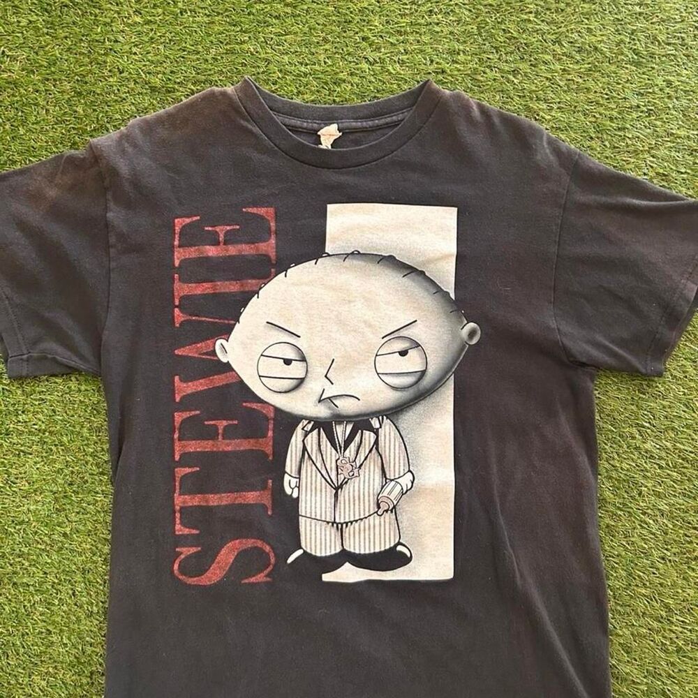 Family-guy Men's Black and Navy T-shirt